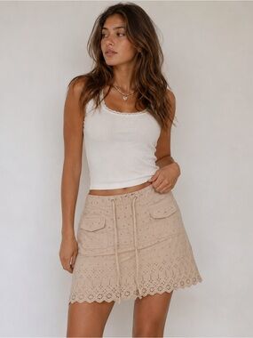 Frantic Jeans Linen Cotton Eyelet Embroidered Mini Skirt Size Large